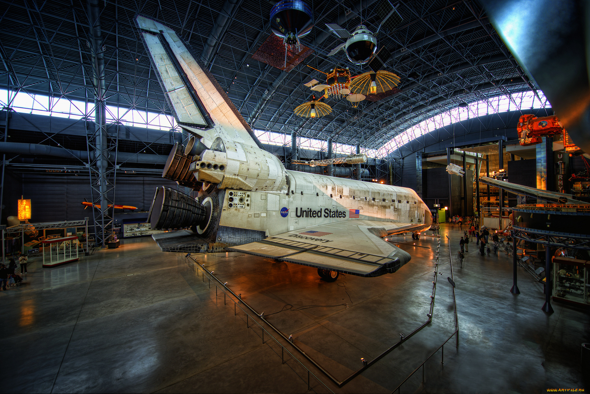 space shuttle discovery, ,  ,   , , 